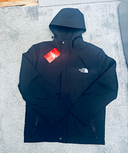 The north face windbreaker - the,
