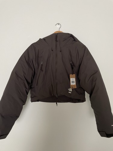 Skims the north face - x,