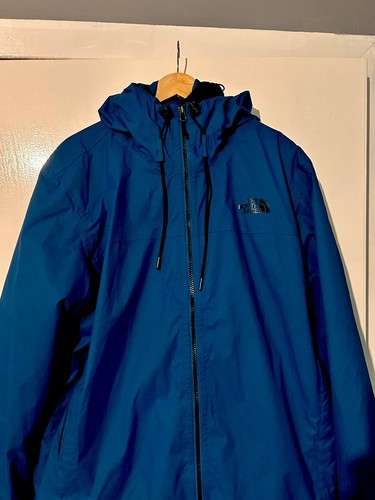 North face rain coat with